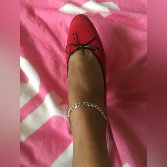 Delman heels ..RED/Black 😍 - Picture 3 of 5